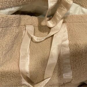 Cozy extra large fleece tote